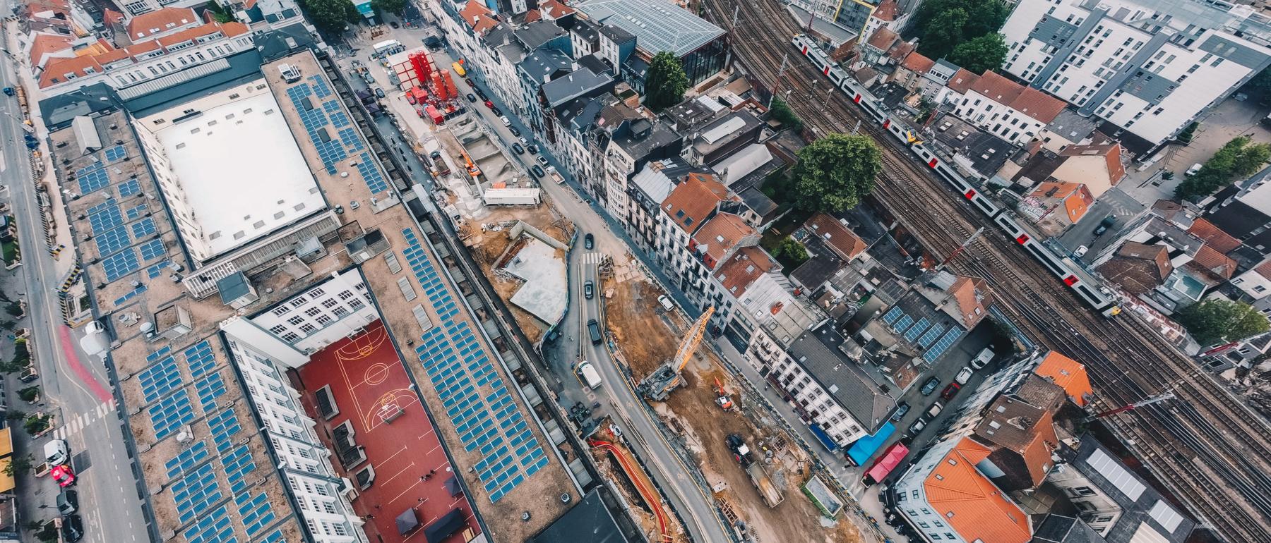 Werf Toots gezien vanuit de lucht, met het Zuidpaleis